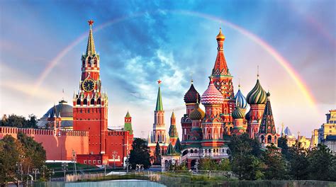 Red Square – Moscow Kremlin & Saint Basil’s Cathedral – Moscow, Russia ...