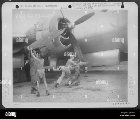 Ground Crew Of A Boeing B-29 Of The 462Nd Bomb Group, Xx Bomber Command ...