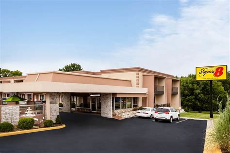 Super 8 by Wyndham Lawrence KU | Lawrence, KS Hotels