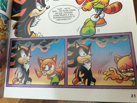 I was looking through some old magazines and I found a Sonic comic book ...