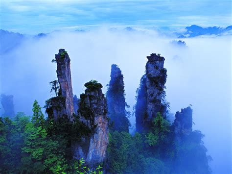 Black Wallpaper: Zhangjiajie National Park of China (Wulingyuan Scenic ...