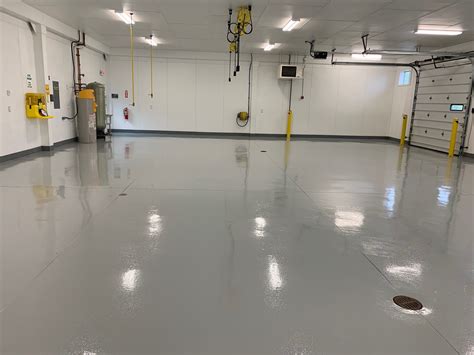 How Is Epoxy Flooring Installed in a Garage? - Epoxy Floors LLC