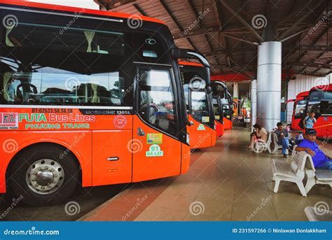 Phuong Trang Bus Station in Dalat, Vietnam Editorial Photo - Image of ...