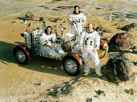 Lunar Rovers built by Boeing in Kent receive historical landmark ...