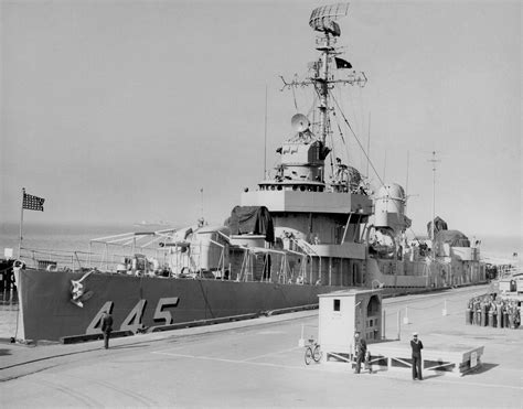 Destroyer Photo Index DD-445 / DDE-445 USS FLETCHER