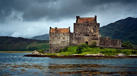 Eilean Donan Castle – Scotland – World for Travel