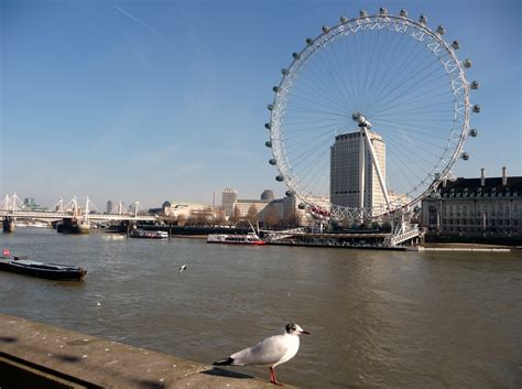 File:London , Westminster - River Thames and London Eye - geograph.org ...