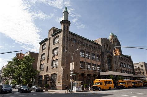 Yeshiva University in $1B hole as risky investments fizzle