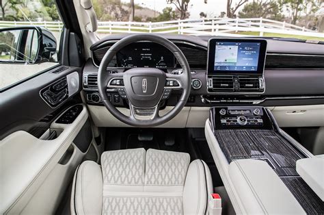 2018 Lincoln Navigator Interior | Cabinets Matttroy