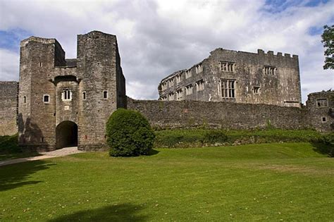 The Ghosts of Haunted Berry Pomeroy Castle | Exemplore