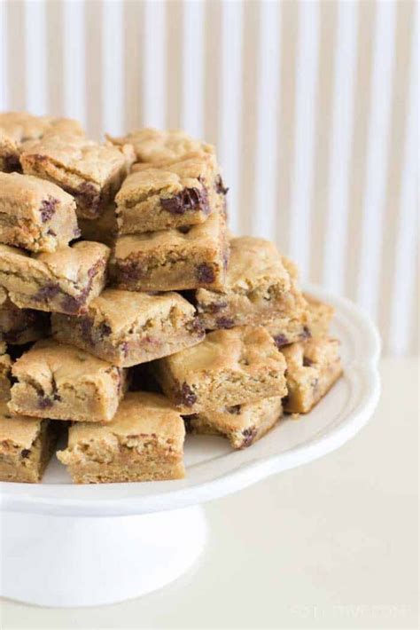 Best Chocolate Chip Cookie Bars Recipe- 2 dozen in 30 minutes!