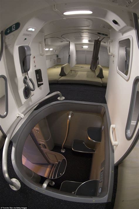 Inside the secret bedrooms where flight attendants and pilots sleep ...