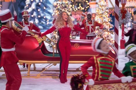 'Mariah Carey's Magical Christmas Special' Apple TV Plus Review: Stream ...