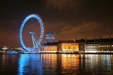 File:London Eye at night 2.jpg - Wikimedia Commons