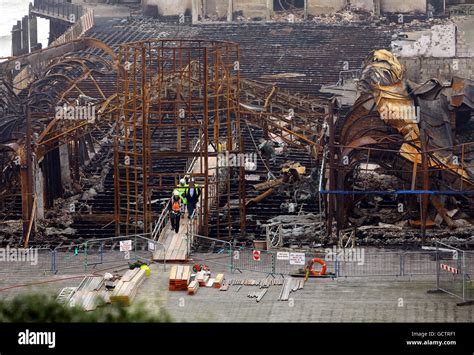 Hastings Pier fire Stock Photo - Alamy