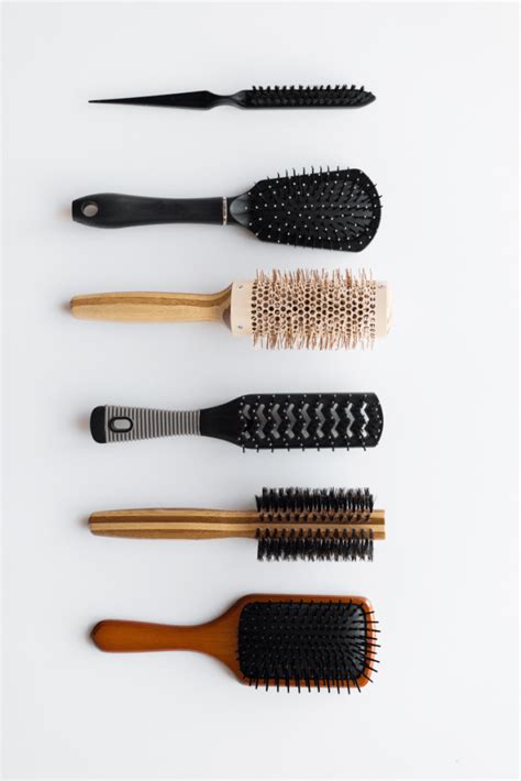 How to Clean a Hairbrush from a Busy Mom - arinsolangeathome