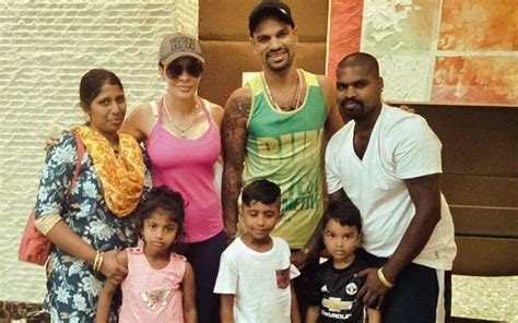 Shikhar Dhawan Family : Aww Shikhar Dhawan S Heartfelt Birthday Wishes ...