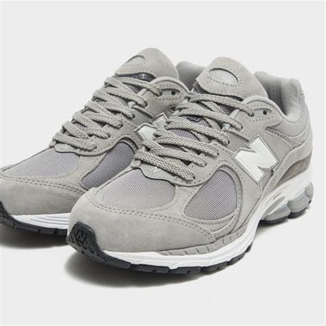 New Balance 2002R Grey