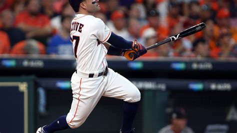 The Houston Astros's Jose Altuve Is Baseball’s Unlikeliest Superstar ...