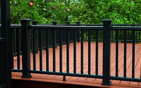 Trex Transcend® Composite Deck Railing | Trex