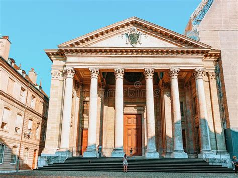 Facade of the St Pierre Cathedral in Old Town Geneva Editorial ...