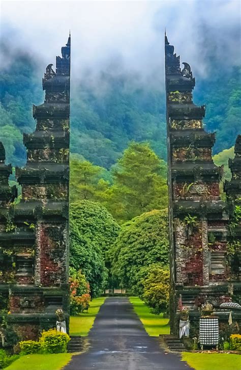 Gates to one of the Hindu temples in Bali in Indonesia Lombok, Ubud ...