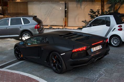 Lamborghini Aventador Lp700-4 Roadster - Design Corral