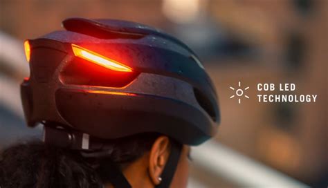 This smart bike helmet with turn signals instantly makes night riding ...