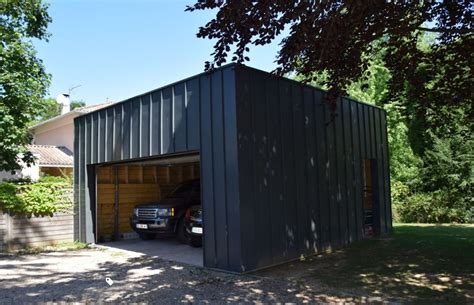 10 Shipping Container Garage… That are Beautiful and Practical