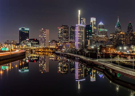 Calm night on the south street bridge : r/philadelphia