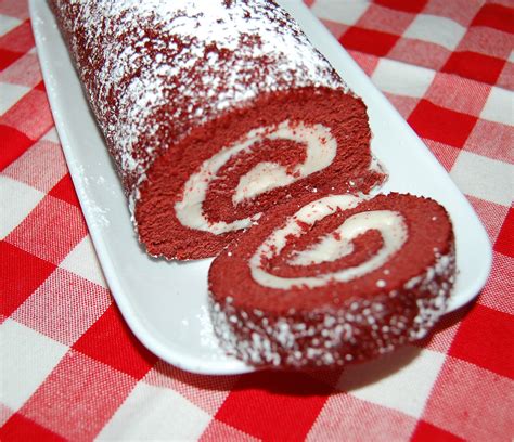 Red Velvet Cake Roll | Cooking Mamas