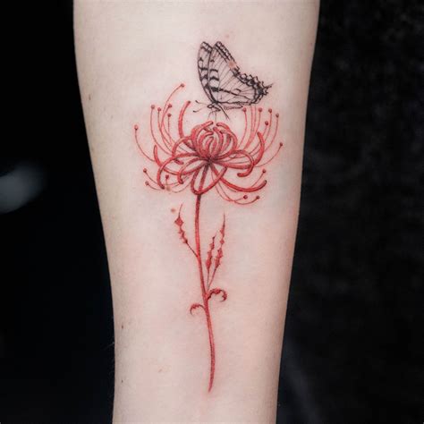 red spider lily tattoo | Lily tattoo, Lily tattoo meaning, Lily tattoo ...