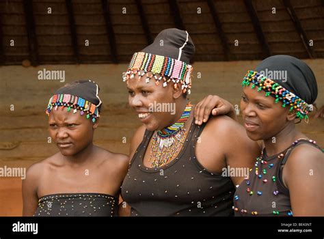 Zulu Maidens in traditional dress at Phezulu Safari Park in The Valley ...