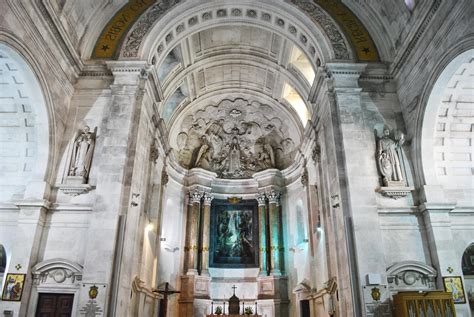 Sanctuary of Fátima - Fátima | Churches | Portugal Travel Guide