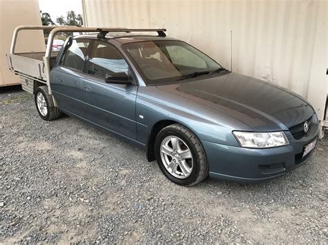 Dual Cab Ute Holden Crewman VZ Grey - Used Vehicle Sales