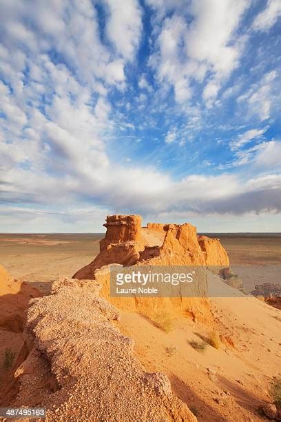 346 Flaming Cliffs Mongolia Stock Photos, High-Res Pictures, and Images ...