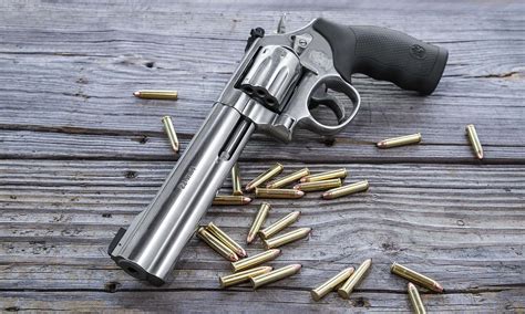 Smith & Wesson Model 648 .22 WMR revolver is back | GUNSweek.com