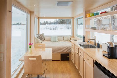 A Tiny Trailer Home Like No Other – Adorable Home