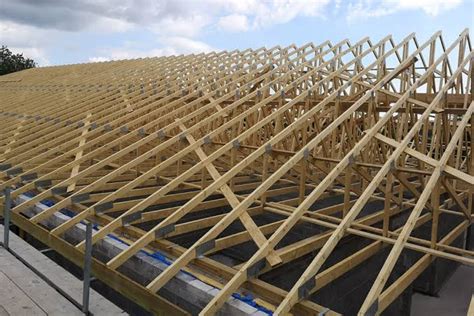 Design and Detailing of Timber Roof Trusses - STRUCTURES CENTRE