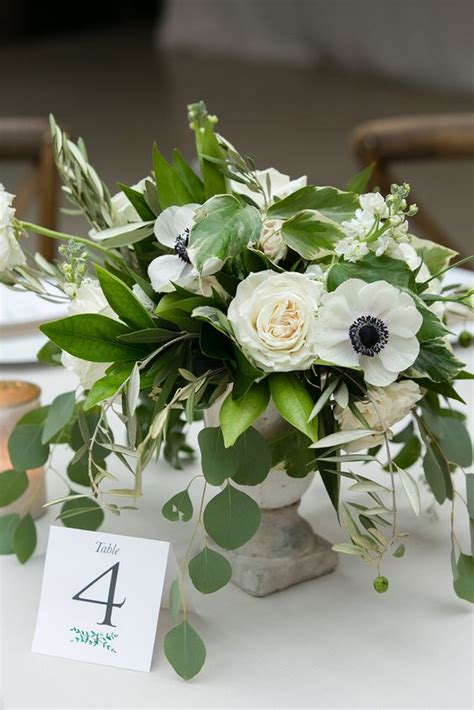 33 Chic Anemone Wedding Centerpieces That Inspire - Weddingomania