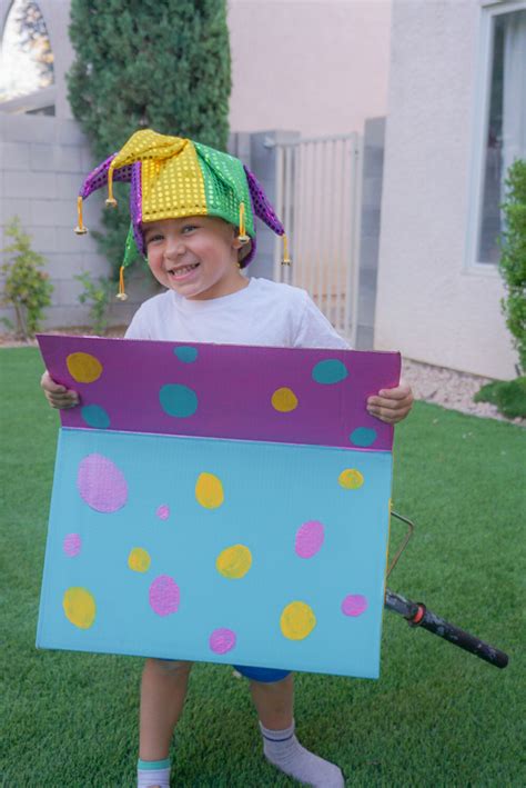 DIY Jack in the Box Costume - {Not Quite} Susie Homemaker