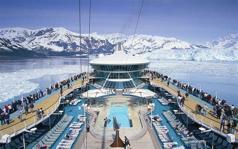 TOP ALASKAN CRUISES: Destinations, Ports, Itineraries, and Resources ...