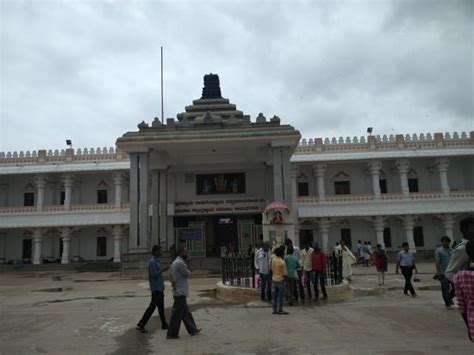 Very nice temple - Review of Raghavendra Swamy Temple, Mantralayam ...