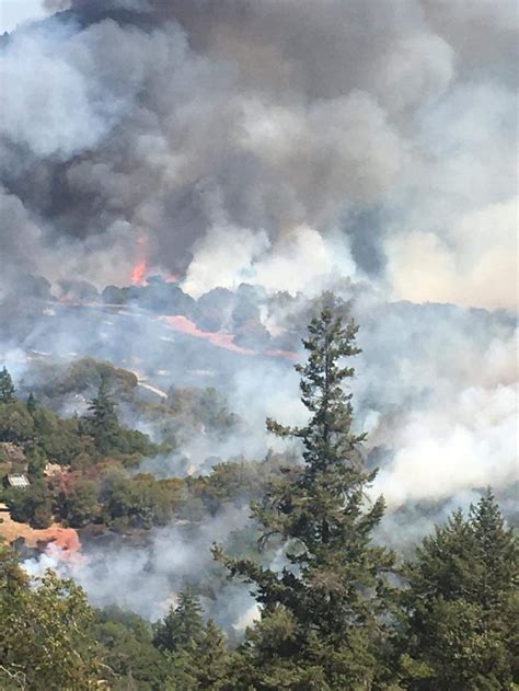 Oak Fire near Brooktrails’ Third Gate Road causes evacuations – The ...