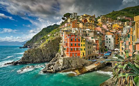 Wallpaper Italy, Ligurian sea, Riomaggiore, Cinque Terre, sea, coast ...