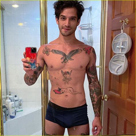 Photo: tyler posey shirtless selfie | Photo 4476003 | Just Jared ...