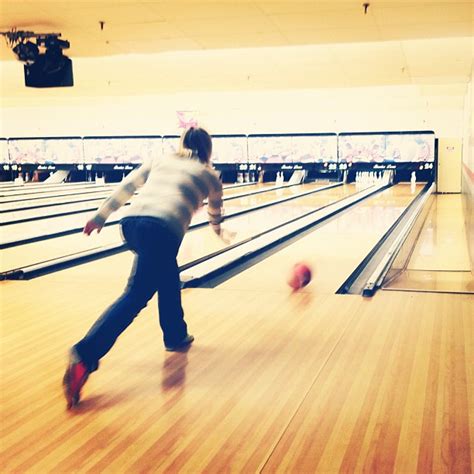 What Is the Optimal Ball Speed in Bowling? - Beginner Bowling Tips