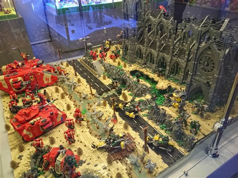 ODDBALL: Awesome LEGO Warhammer 40K Table - Bell of Lost Souls