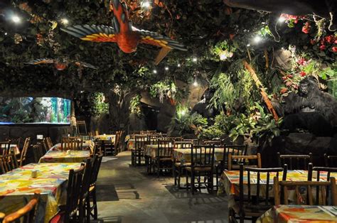 Good Places to Eat in London: London’s Quirkiest Restaurants