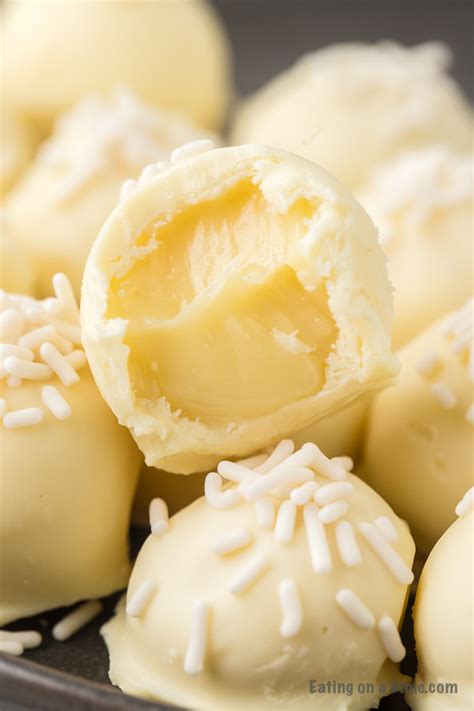 White chocolate truffles - Only 4 simple ingredients